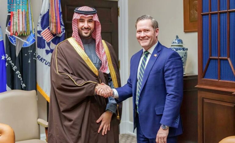 Saudi defense minister meets senior US officials in Washington